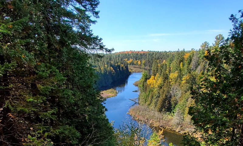 Warsaw Caves lookout over the Indian River